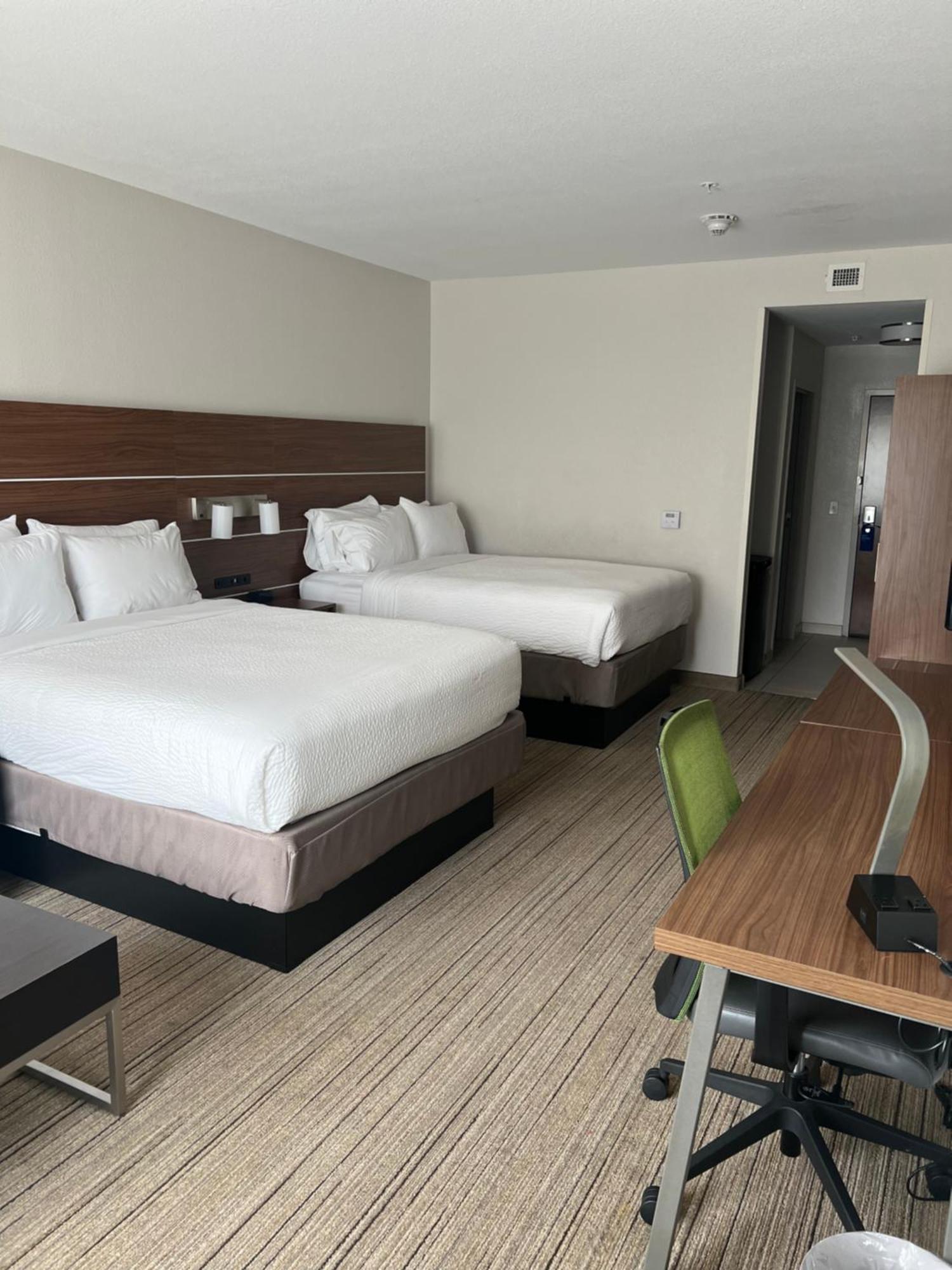 Holiday Inn Express & Suites Mobile - University Area By Ihg Kültér fotó