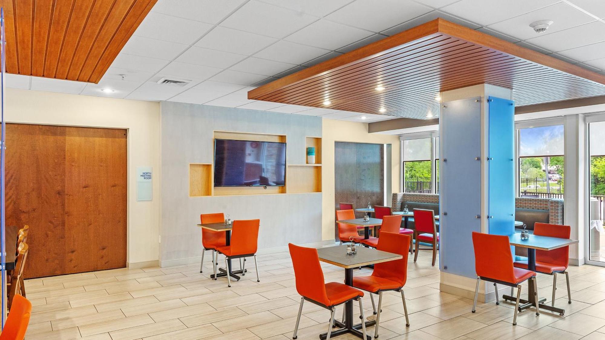 Holiday Inn Express & Suites Mobile - University Area By Ihg Kültér fotó