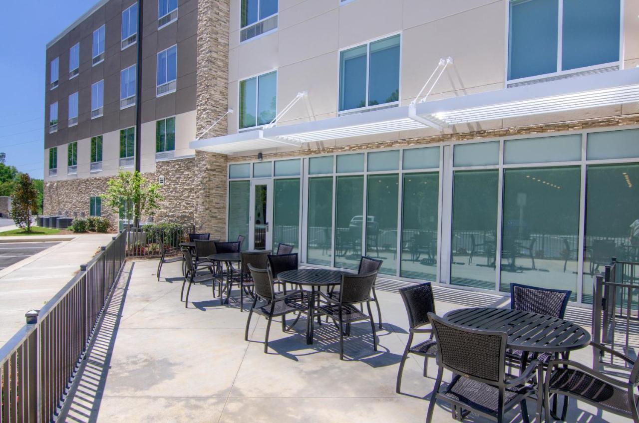 Holiday Inn Express & Suites Mobile - University Area By Ihg Kültér fotó