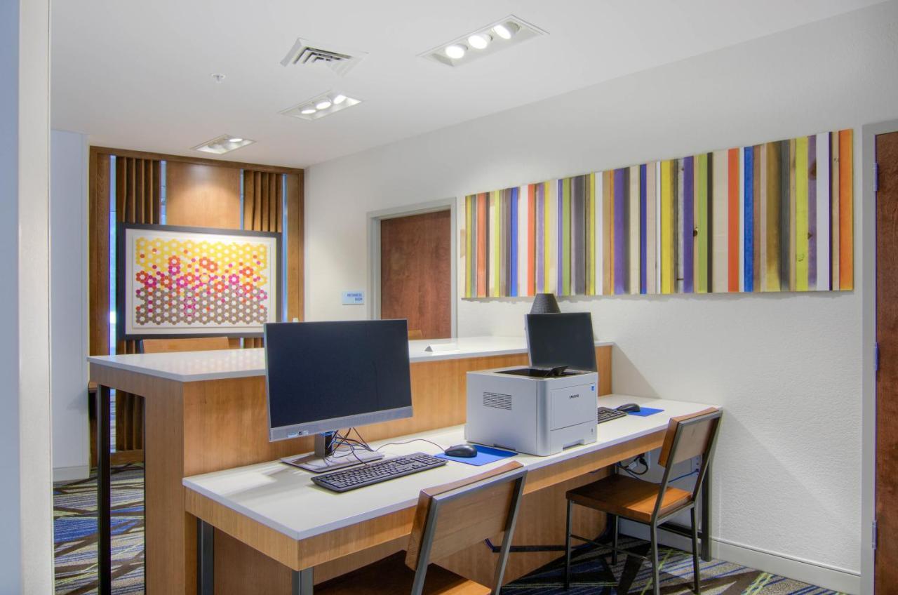 Holiday Inn Express & Suites Mobile - University Area By Ihg Kültér fotó